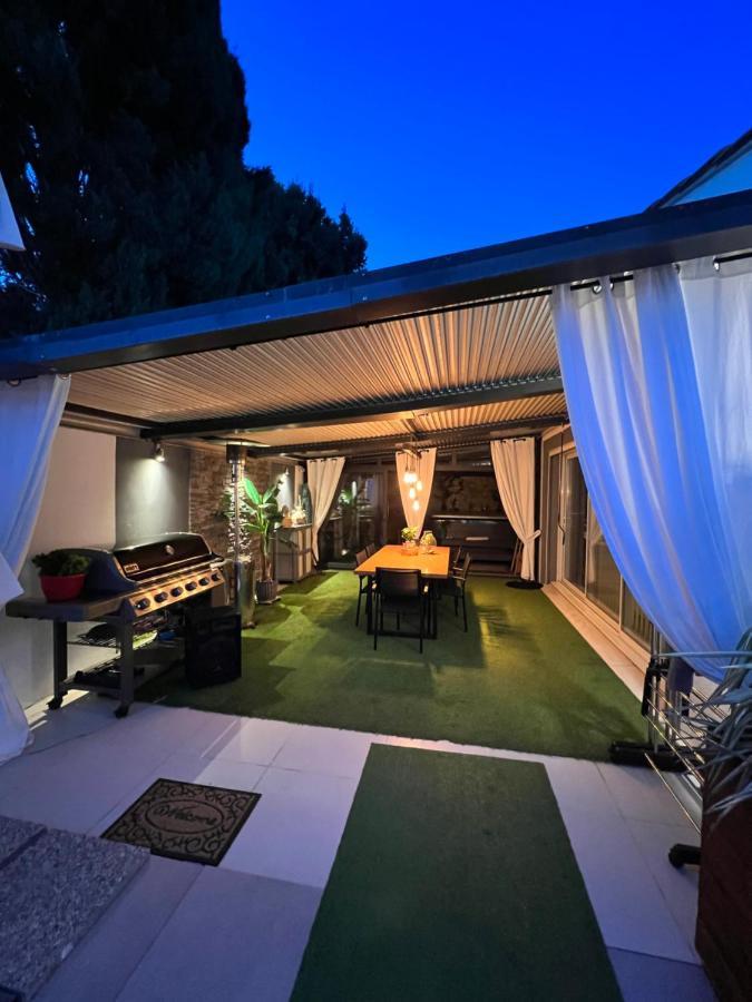 Mon Petit Bali Bed & Breakfast Мосан ле Алпил Екстериор снимка