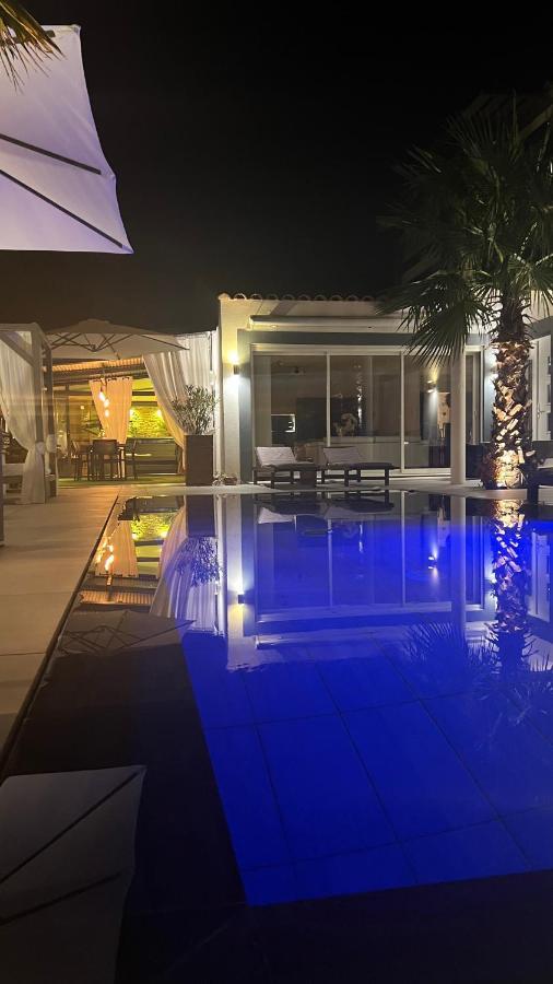 Mon Petit Bali Bed & Breakfast Мосан ле Алпил Екстериор снимка