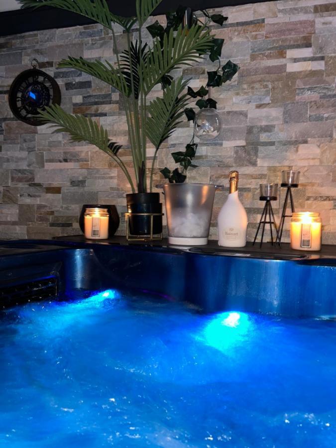 Mon Petit Bali Bed & Breakfast Мосан ле Алпил Екстериор снимка