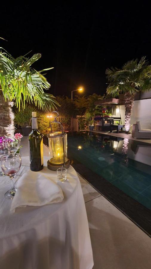 Mon Petit Bali Bed & Breakfast Мосан ле Алпил Екстериор снимка